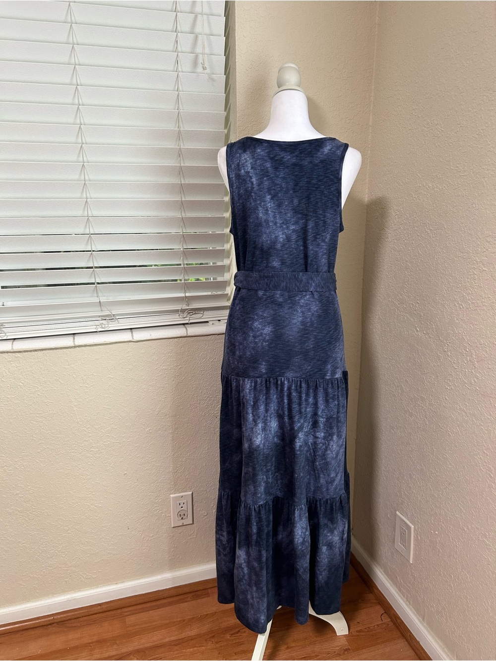 Lauren by Ralph Lauren Printed Belted Jersey Tiered Dress - Picture 6 of 7
